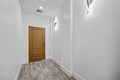 130 E Melville Drive, Crosby, TX 77532 - Photo 7