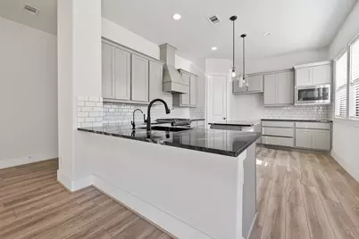 3239 Royal Oaks Hollow Lane, Houston, TX 77082 - Photo 13