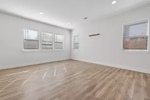 3239 Royal Oaks Holw Ln, Houston, TX 77082 - Photo 11