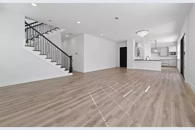 3239 Royal Oaks Hollow Lane, Houston, TX 77082 - Photo 9