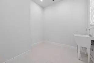 3239 Royal Oaks Holw Ln, Houston, TX 77082 - Photo 41