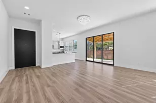 3239 Royal Oaks Holw Ln, Houston, TX 77082 - Photo 5