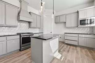 3239 Royal Oaks Holw Ln, Houston, TX 77082 - Photo 15