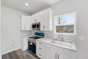 2250 Cable Ave, Beaumont, TX 77703 - Photo 9