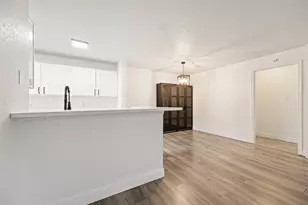 10733 Braes Bend Dr, Houston, TX 77071 - Photo 11