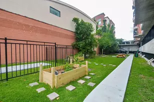 1900 Genesee St, Houston, TX 77006 - Photo 43