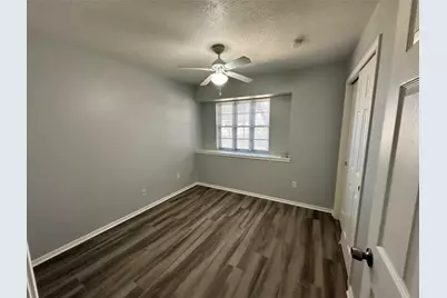 4310 Cinnabar Drive, Houston, TX 77072 - Photo 17
