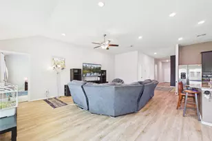 1237 Steed Bluff Dr, Alvin, TX 77511 - Photo 13