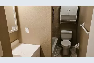 8941 Gaylord Street #209, Hedwig Village, TX 77024 - Photo 11