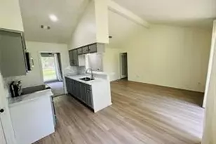 3318 Schroeder Ave, Needville, TX 77461 - Photo 3
