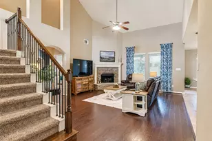 574 Southampton Ln, League City, TX 77573 - Photo 7