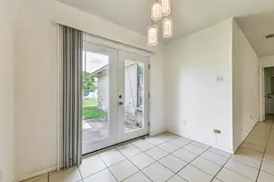 12203 Cape Hyannis Dr, Houston, TX 77048 - Photo 7