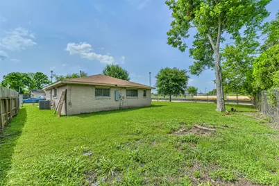 12203 Cape Hyannis Drive, Houston, TX 77048 - Photo 25