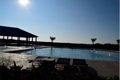 2929 Palacios Bay Drive, Palacios, TX 77465 - Photo 7