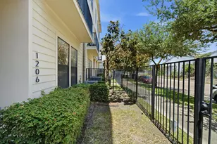 1206 Delano St, Houston, TX 77003 - Photo 33