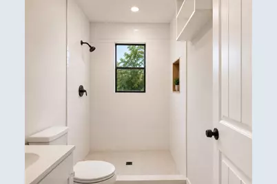 9915 Baronshire Round, Houston, TX 77070 - Photo 3