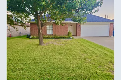 2927 30th Avenue N, Texas City, TX 77590 - Photo 1