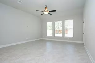 7 Heirloom Garden Pl, The Woodlands, TX 77354 - Photo 15