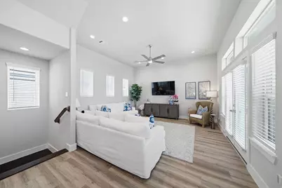 9007 Lonestar River Lane, Houston, TX 77080 - Photo 9