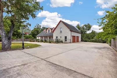8618 Highway 6, Hitchcock, TX 77563 - Photo 5