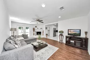 5823 McKnight St, Houston, TX 77035 - Photo 11
