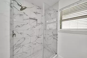 5823 McKnight St, Houston, TX 77035 - Photo 31