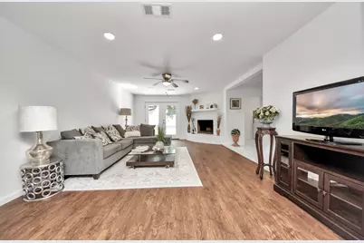 5823 McKnight Street, Houston, TX 77035 - Photo 13