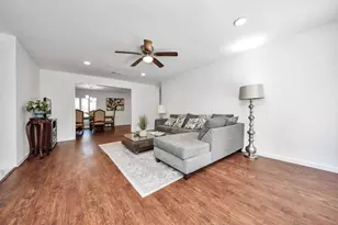 5823 McKnight St, Houston, TX 77035 - Photo 15