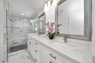 5823 McKnight St, Houston, TX 77035 - Photo 37