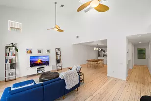 217 W Drew St, Houston, TX 77006 - Photo 17