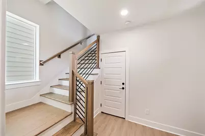 1003 E 33rd Street, Houston, TX 77022 - Photo 11