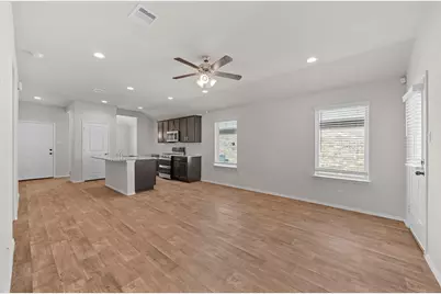 8303 Amaryllis Ct, Rosharon, TX 77583 - Photo 7