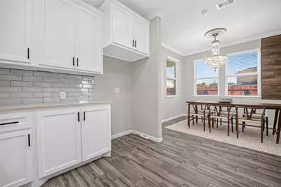 2115 Weathersfield Trace Circle, Houston, TX 77014 - Photo 9