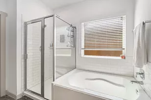 12823 Tokenhouse Ln, Houston, TX 77047 - Photo 19