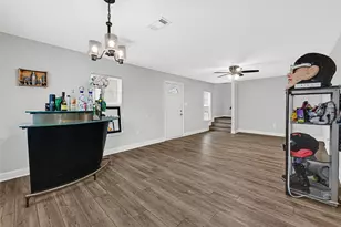 1300 Cypress St, Baytown, TX 77520 - Photo 5