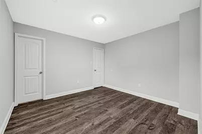 1300 Cypress Street, Baytown, TX 77520 - Photo 19