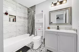 1300 Cypress St, Baytown, TX 77520 - Photo 15