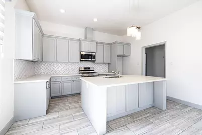 1625 39th Street, Galveston, TX 77550 - Photo 11