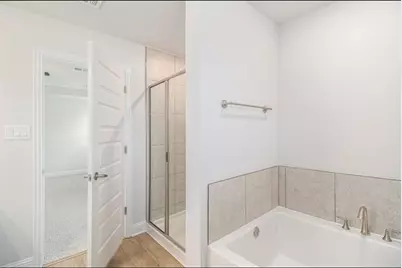 4313 Leslies Way, Dickinson, TX 77539 - Photo 7
