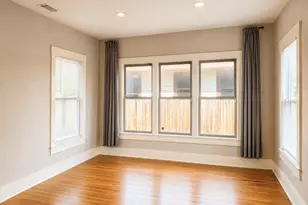 4530 Walker St, Houston, TX 77023 - Photo 13