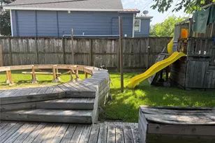 4530 Walker St, Houston, TX 77023 - Photo 17