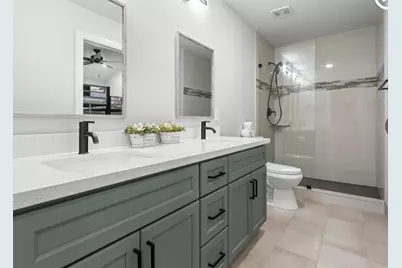118 Tuna Street, Galveston, TX 77550 - Photo 13