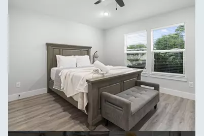 118 Tuna Street, Galveston, TX 77550 - Photo 9