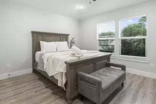 118 Tuna St, Galveston, TX 77550 - Photo 9