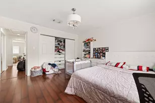 12705 Huntingwick Dr, Houston, TX 77024 - Photo 31