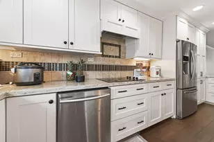 12705 Huntingwick Dr, Houston, TX 77024 - Photo 17