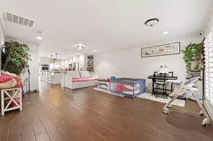 12705 Huntingwick Dr, Houston, TX 77024 - Photo 9