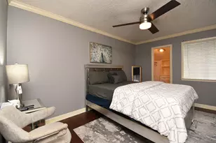 7726 Miller Glen Ln, Houston, TX 77072 - Photo 29