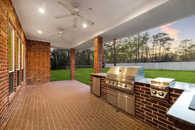 15 Enchanted Woods Drive, Kingwood, TX 77339 - Photo 43