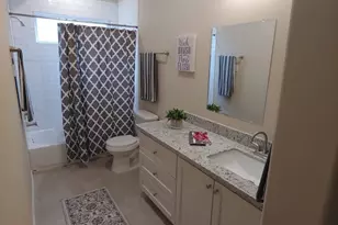 4926 Weeping Willow Rd, Houston, TX 77092 - Photo 13